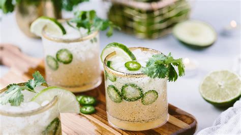 7 Mexican Cocktails You Can Easily Make At Home | Condé Nast Traveler