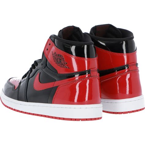 Scarpe Nike Air Jordan 1 Retro High OG BLACK WHITE RED | Bowdoo.com