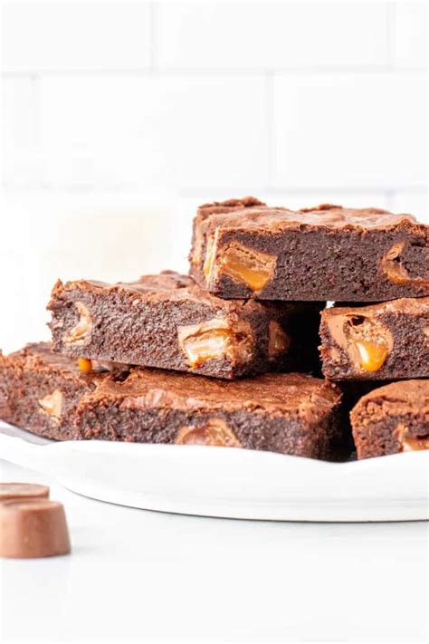 Rolo Brownies - Just so Tasty