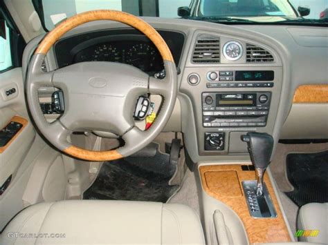 2001 Infiniti QX4 4x4 interior Photo #47313950 | GTCarLot.com