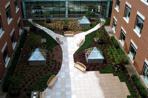 Norton Hospital Old Brownsboro Crossings - Greenroofs.com