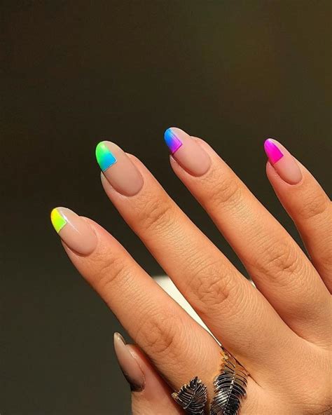 20 Neon Nails Ideas For The Upcoming Raves