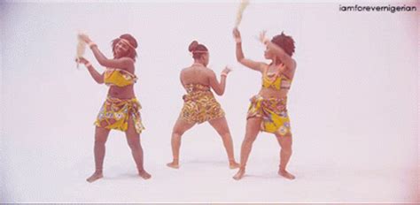 African Dance GIF - African Dance Dance Move - Discover & Share GIFs