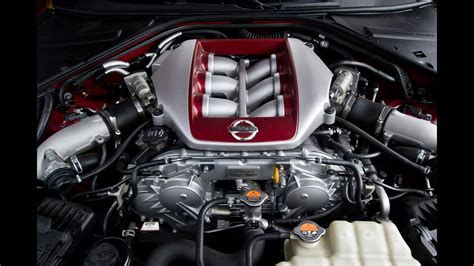 Nissan GT-R (R35 2017) 3.8 V6 TwinTurbo 570 HP engine and exhaust sound ...