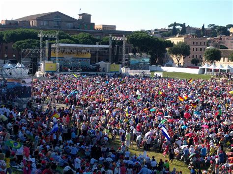 More from the Pentecost Celebration in Rome – Emmanuel Community