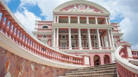 Quanto custa visitar o Teatro Amazonas e quais os dias de funcionamento ...