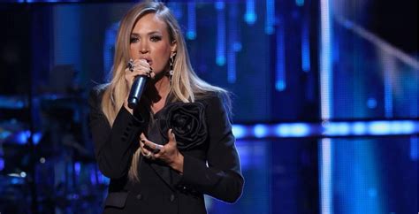 Carrie Underwood Delivers HOF Tribute To George Michael