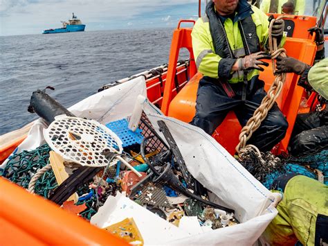 Ocean Plastic Removal is Working | NextBigFuture.com