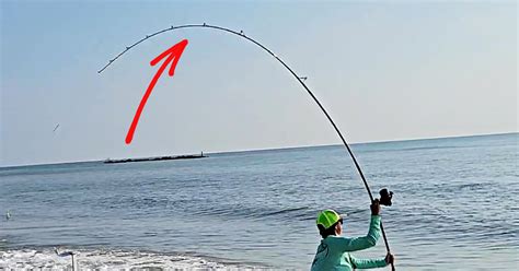 3 Tips For Casting Your Surf Rod Farther & More Accurately