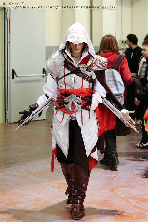 Ezio by Sara Zizza, via @comicsalliance | Assassins creed cosplay ...