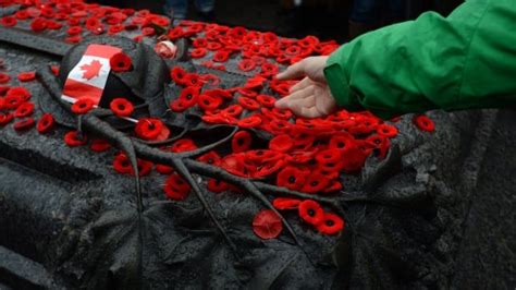 Remembrance Day through the years | CBC News