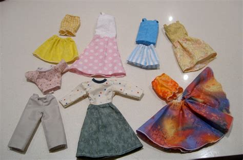 "Time's fun when you're having flies.": HOMEMADE BARBIE CLOTHES