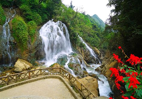 Top 3 Sapa waterfalls to discover - Vietnam Travel