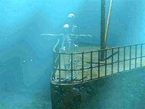 Original Real Titanic Underwater Photos | Real Titanic Underwater ...