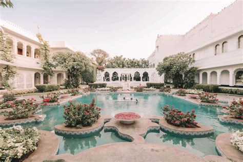 Taj Lake Palace Udaipur in Udaipur, India - Hotel di lusso | LV ...