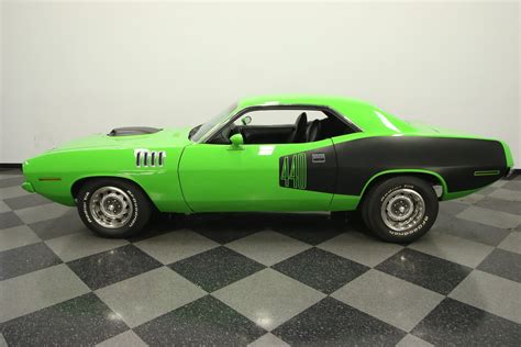 1972 Plymouth Cuda | Classic Cars for Sale - Streetside Classics