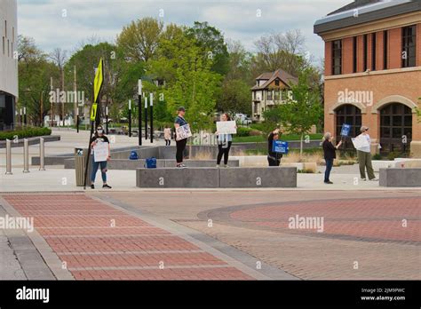 A Pro-Choice Rally - Roe v. Wade - Johnson County Kansas Courthouse in ...