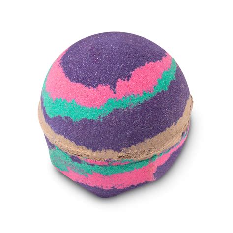 Lush Black Friday Sale 2021 Includes All-New Bath Bombs – StyleCaster