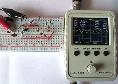 Simple Sine Wave Generator Circuit using Transistor