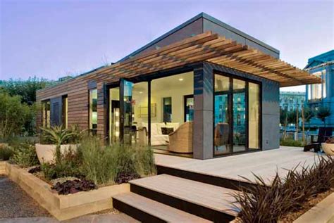 What do you think of these green prefab home designs? Going green with ...