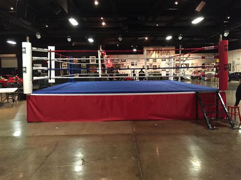 PRO BOXING RING (22'X22') COMPLETE WOOD INCLUDED