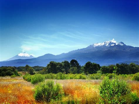 Popocatepetl and Iztaccihuatl Free Photo Download | FreeImages