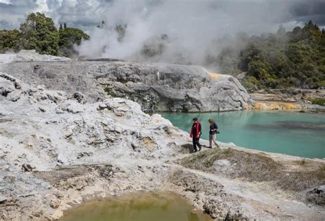 Find the perfect glamping escape | 100% Pure New Zealand