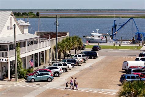 Uncover the Small Town Charms of Apalachicola | Apalachicola florida ...