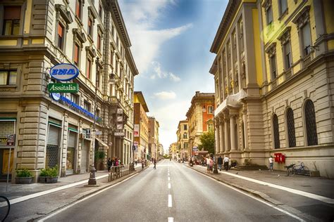 city-road-street-italy (1) | The Training Brokers