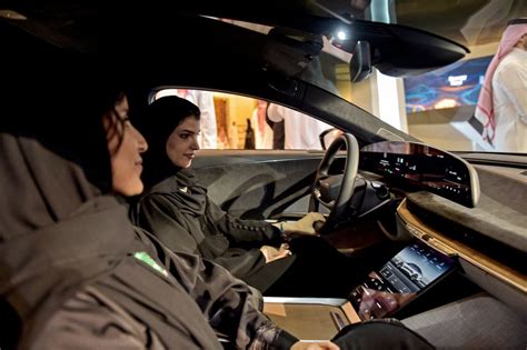 Saudi Arabia launches first electric vehicle company