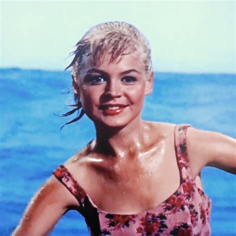 'Gidget' Sandra Dee | Sandra dee movies, Sandra dee, Gidget movie