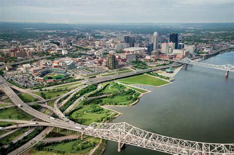 Louisville Waterfront Park | Hargreaves Jones