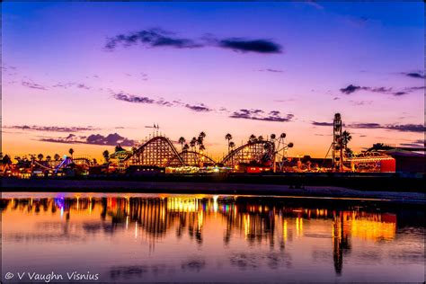 Santa Cruz Beach Boardwalk Amusement Park - California's Classic Beach ...