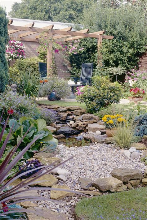 6 Pro Tips for Designing Beautiful Rock Gardens | Rock garden ...