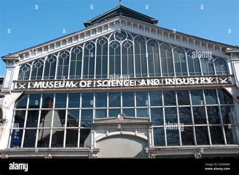 Manchester museum hi-res stock photography and images - Alamy