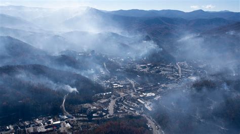 2016 Gatlinburg fire: then and now photos