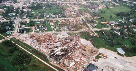 Oakfield tornado anniversary: Little seen video captured 1996 F5 twister