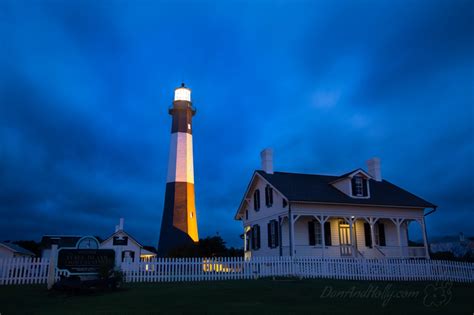 The Tybee Island Lighthouse at Dawn - danandholly.com