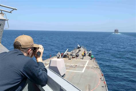 DVIDS - Images - USS Truxtun Replenishment-at-Sea [Image 2 of 7]