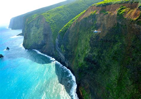 Kona: Volcano Kohala Landing - Paradise Helicopters Tours | Helicopter ...