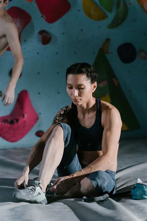 Ultimate Guide to Bouldering Gear for Beginners