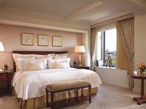 The 18 Best Hotels in Midtown, NYC | Where to Stay in Manhattan