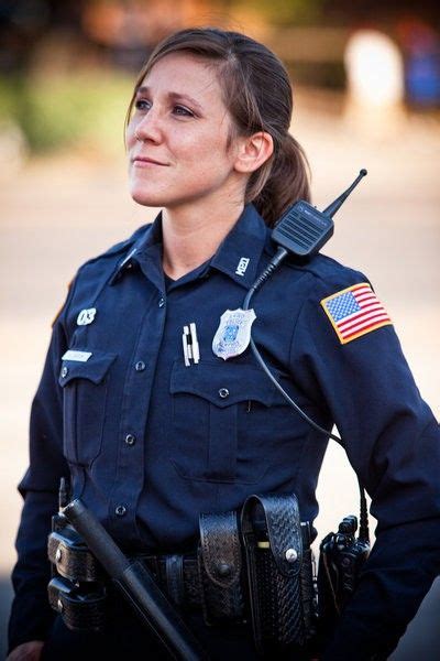 25+ Female Police Hairstyle Photography | Elegant Hairstyles For Medium ...