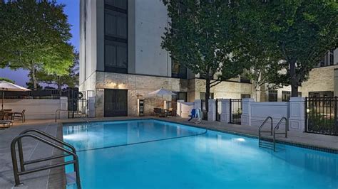 Hyatt Place Austin/Arboretum Pool: Pictures & Reviews - Tripadvisor