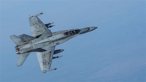 Download Military McDonnell Douglas CF-18 Hornet HD Wallpaper