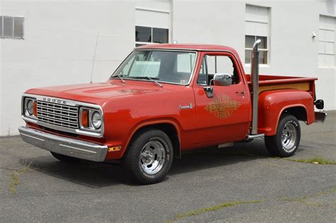 1978 Dodge Lil' Red Express | Mutual Enterprises Inc