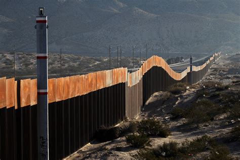 Mexico Refuses to Be 'Treated Like a Doormat' Over Trump's Border Wall ...