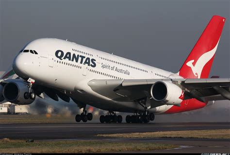 Airbus A380-842 VH-OQC:Qantas Airways Qantas Airlines, Emirates A380 ...