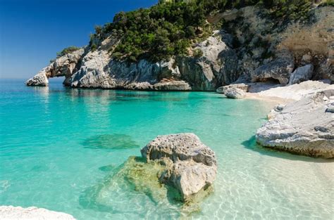 Italy's best beaches according to TripAdvisor: five are in Sardinia ...