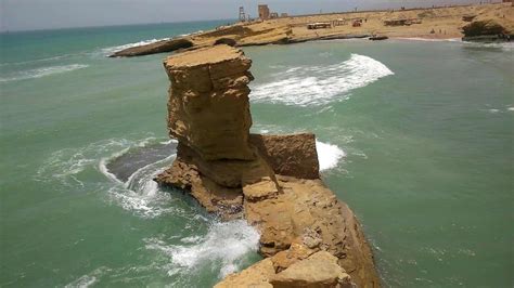 10 Top Karachi Beaches to Visit – Startup Pakistan